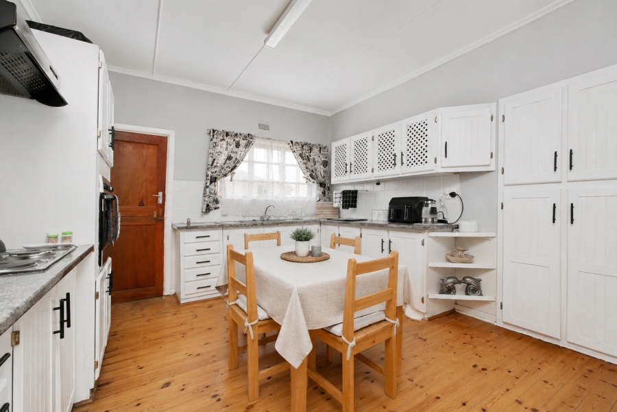 3 Bedroom Property for Sale in Heuwelkruin Eastern Cape